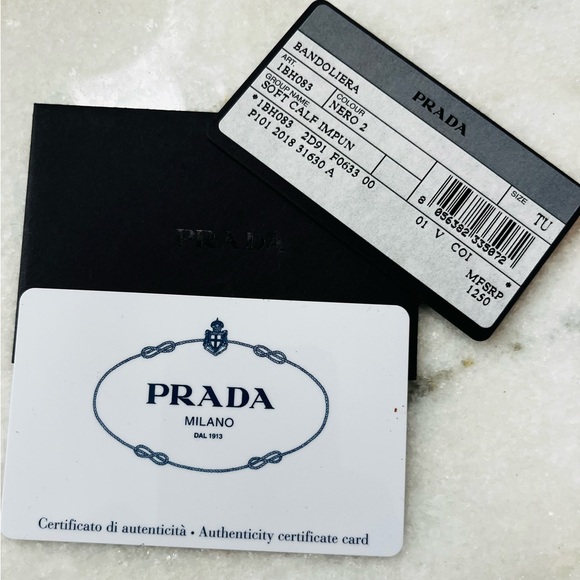 Prada Diagramme Quilted leather shoulder bag - Picture 4 of 7